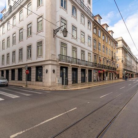 Modern 1Bdr In Downtown Lisbon By Lovelystay Exterior foto